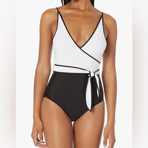 Tommy Hilfiger Waist Tie Swimsuit 🖤 - Picture 2 of 3